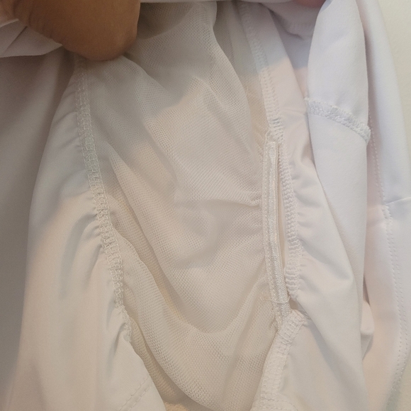 Tail Tennis/ Golf Skort for women's in white Size Medium - Picture 8 of 11